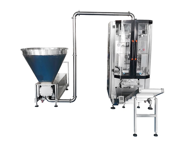 Slanted Sealing Pouch Liquid Packing Machine